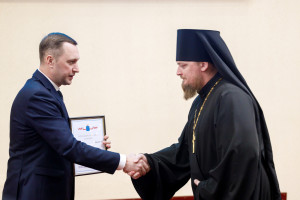 Архипастыри и пастыри Саратовской митрополии приняли участие в заседании Совета по взаимодействию с национальными и религиозными объединениями при губернаторе Саратовской области