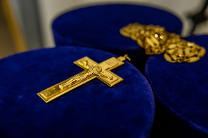 Архиереи Саратовской митрополии совершили Божественную литургию в соборном храме святителя Спиридона Тримифунтского г. Саратова