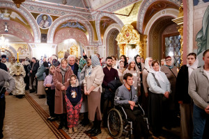 Ночное рождественское богослужение в Свято-Троицком кафедральном соборе г. Саратова