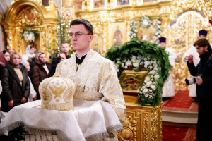 Ночное рождественское богослужение в Свято-Троицком кафедральном соборе г. Саратова