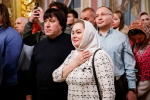 Ночное рождественское богослужение в Свято-Троицком кафедральном соборе г. Саратова