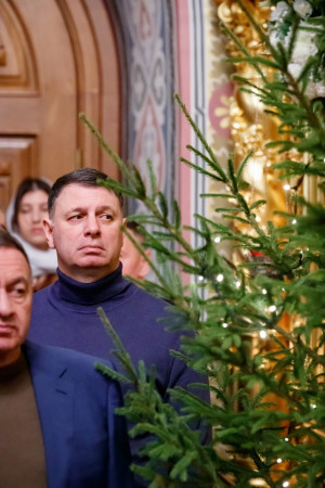 Ночное рождественское богослужение в Свято-Троицком кафедральном соборе г. Саратова