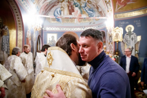 Ночное рождественское богослужение в Свято-Троицком кафедральном соборе г. Саратова