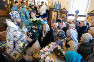 Митрополит Игнатий совершил Божественную литургию в храме в честь иконы Божией Матери «Утоли моя печали» г. Саратова