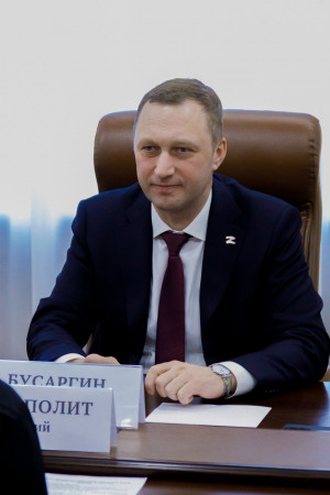 Митрополит Игнатий встретился с губернатором Саратовской области Романом Викторовичем Бусаргиным