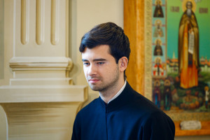 Митрополит Игнатий совершил Литургию Преждеосвященных Даров в храме святого апостола и евангелиста Иоанна Богослова при СПДС