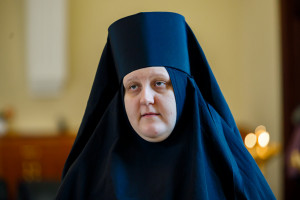 Митрополит Игнатий совершил Литургию Преждеосвященных Даров в храме святого апостола и евангелиста Иоанна Богослова при СПДС