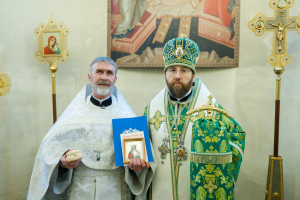 Митрополит Игнатий совершил Божественную литургию в соборном храме святителя Спиридона Тримифунтского г. Саратова