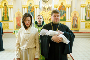 Митрополит Игнатий совершил таинство Крещения