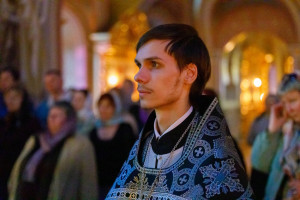 Митрополит Игнатий совершил Литургию Преждеосвященных Даров в Свято-Троицком кафедральном соборе г. Саратова