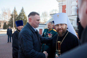 Митрополит Игнатий совершил Божественную литургию в Покровском соборе г. Саратова