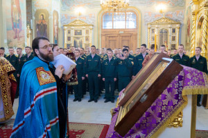Митрополит Игнатий совершил Божественную литургию в Покровском соборе г. Саратова
