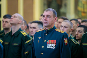 Митрополит Игнатий совершил Божественную литургию в Покровском соборе г. Саратова
