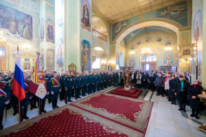 Митрополит Игнатий совершил Божественную литургию в Покровском соборе г. Саратова