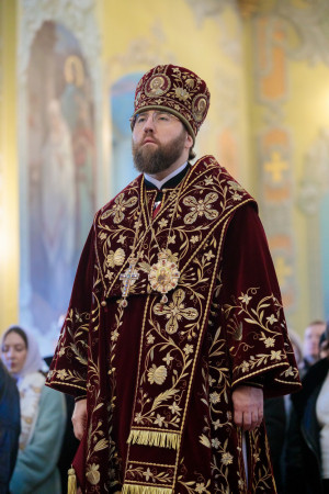 Митрополит Игнатий совершил Божественную литургию в Покровском соборе г. Саратова