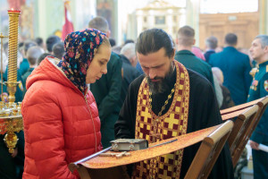 Митрополит Игнатий совершил Божественную литургию в Покровском соборе г. Саратова