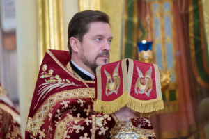 Митрополит Игнатий совершил Божественную литургию в Покровском соборе г. Саратова