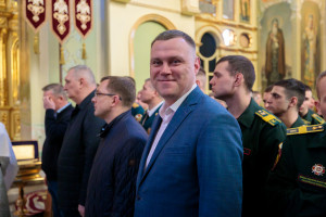 Митрополит Игнатий совершил Божественную литургию в Покровском соборе г. Саратова