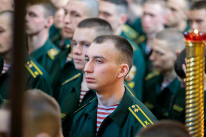 Митрополит Игнатий совершил Божественную литургию в Покровском соборе г. Саратова