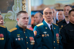 Митрополит Игнатий совершил Божественную литургию в Покровском соборе г. Саратова