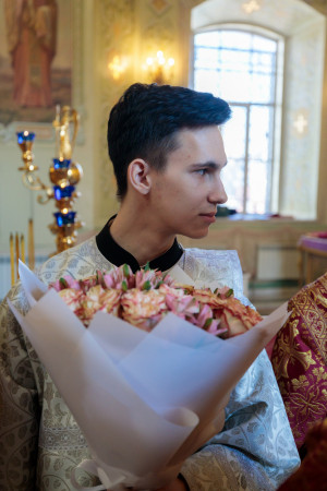 Митрополит Игнатий совершил Божественную литургию в Покровском соборе г. Саратова