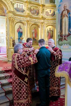 Митрополит Игнатий совершил Божественную литургию в Покровском соборе г. Саратова