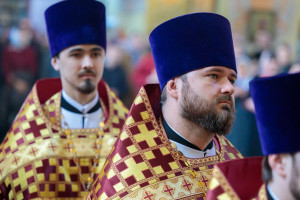 Митрополит Игнатий совершил Божественную литургию в Покровском соборе г. Саратова