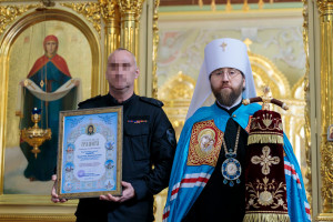 Митрополит Игнатий совершил Божественную литургию в Покровском соборе г. Саратова