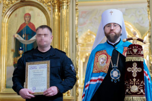 Митрополит Игнатий совершил Божественную литургию в Покровском соборе г. Саратова