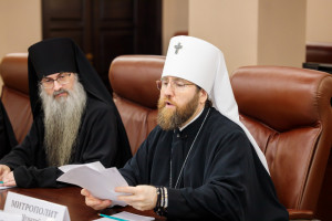 Архиереев Саратовской митрополии принял губернатор региона