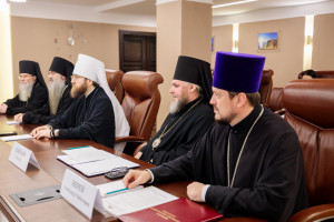 Архиереев Саратовской митрополии принял губернатор региона