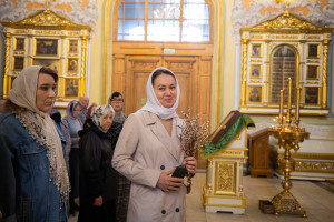 Митрополит Игнатий совершил всенощное бдение в Покровском соборе г. Саратова