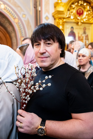 Божественная литургия в Свято-Троицком кафедральном соборе г. Саратова