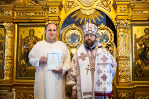 Митрополит Игнатий совершил вечерню в соединении с Крещальной литургией в Свято-Троицком кафедральном соборе г. Саратова
