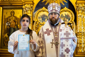 Митрополит Игнатий совершил вечерню в соединении с Крещальной литургией в Свято-Троицком кафедральном соборе г. Саратова