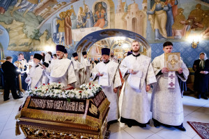 Вечерня в соединении с Крещальной литургией в Свято-Троицком кафедральном соборе г. Саратова