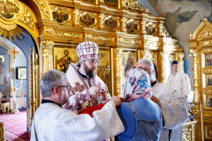 Вечерня в соединении с Крещальной литургией в Свято-Троицком кафедральном соборе г. Саратова