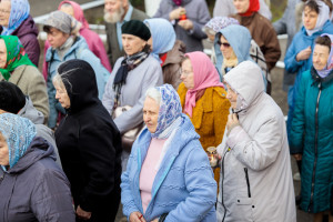 Митрополит Игнатий совершил Божественную литургию в Покровском храме г. Петровска