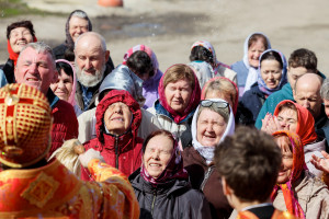 Митрополит Игнатий совершил Божественную литургию в Покровском храме г. Петровска
