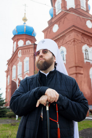 Митрополит Игнатий совершил Божественную литургию в Покровском храме г. Петровска