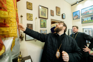 Митрополит Игнатий совершил Божественную литургию в Покровском храме г. Петровска