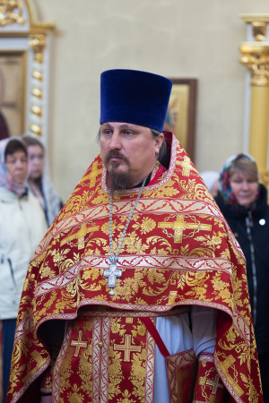 Митрополит Игнатий совершил Божественную литургию в храме святой равноапостольной Марии Магдалины г. Саратова