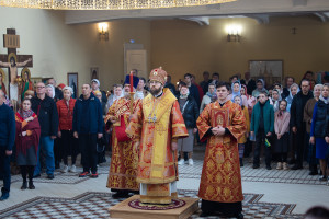 Митрополит Игнатий совершил Божественную литургию в храме святой равноапостольной Марии Магдалины г. Саратова