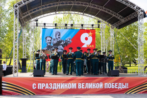 Митрополит Игнатий принял участие в торжествах в честь годовщины Великой Победы