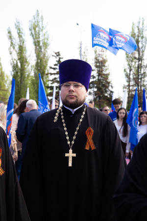 Митрополит Игнатий принял участие в торжествах в честь годовщины Великой Победы