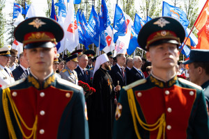 Митрополит Игнатий принял участие в торжествах в честь годовщины Великой Победы