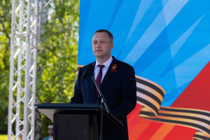 Митрополит Игнатий принял участие в торжествах в честь годовщины Великой Победы