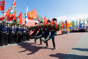Митрополит Игнатий принял участие в торжествах в честь годовщины Великой Победы