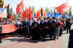 Митрополит Игнатий принял участие в торжествах в честь годовщины Великой Победы