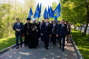 Митрополит Игнатий принял участие в торжествах в честь годовщины Великой Победы